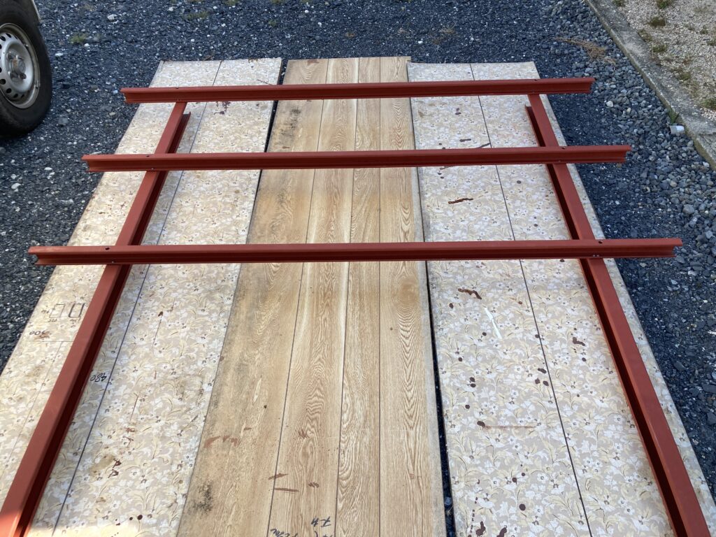 外構屋さんの仕事の裏側～看板設置（建て方）～