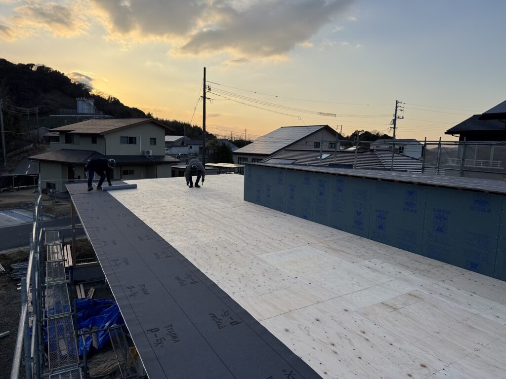 屋根を守る見えない層 ― ルーフィング検査を行いました