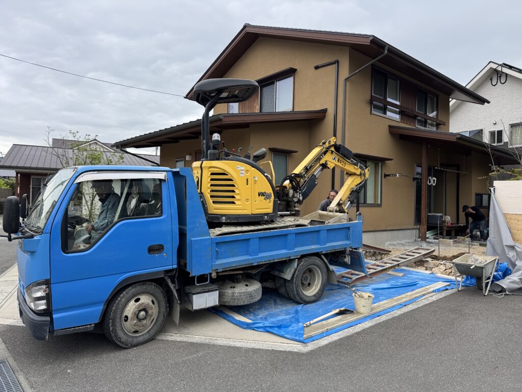 山口市で増築工事がスタートしました。基礎工事と現場準備